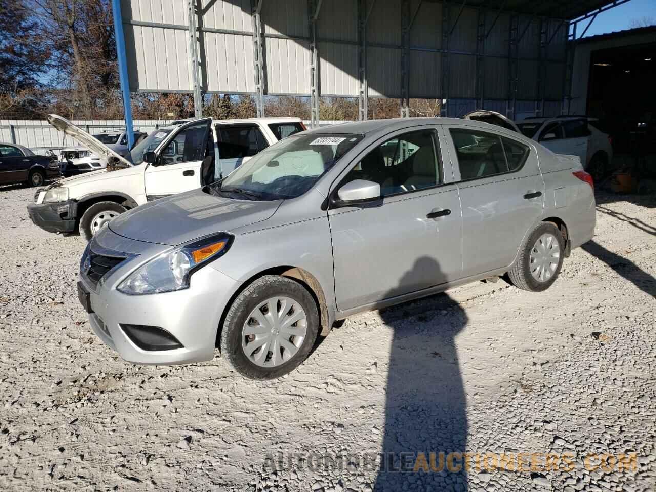 3N1CN7AP2JL817853 NISSAN VERSA 2018