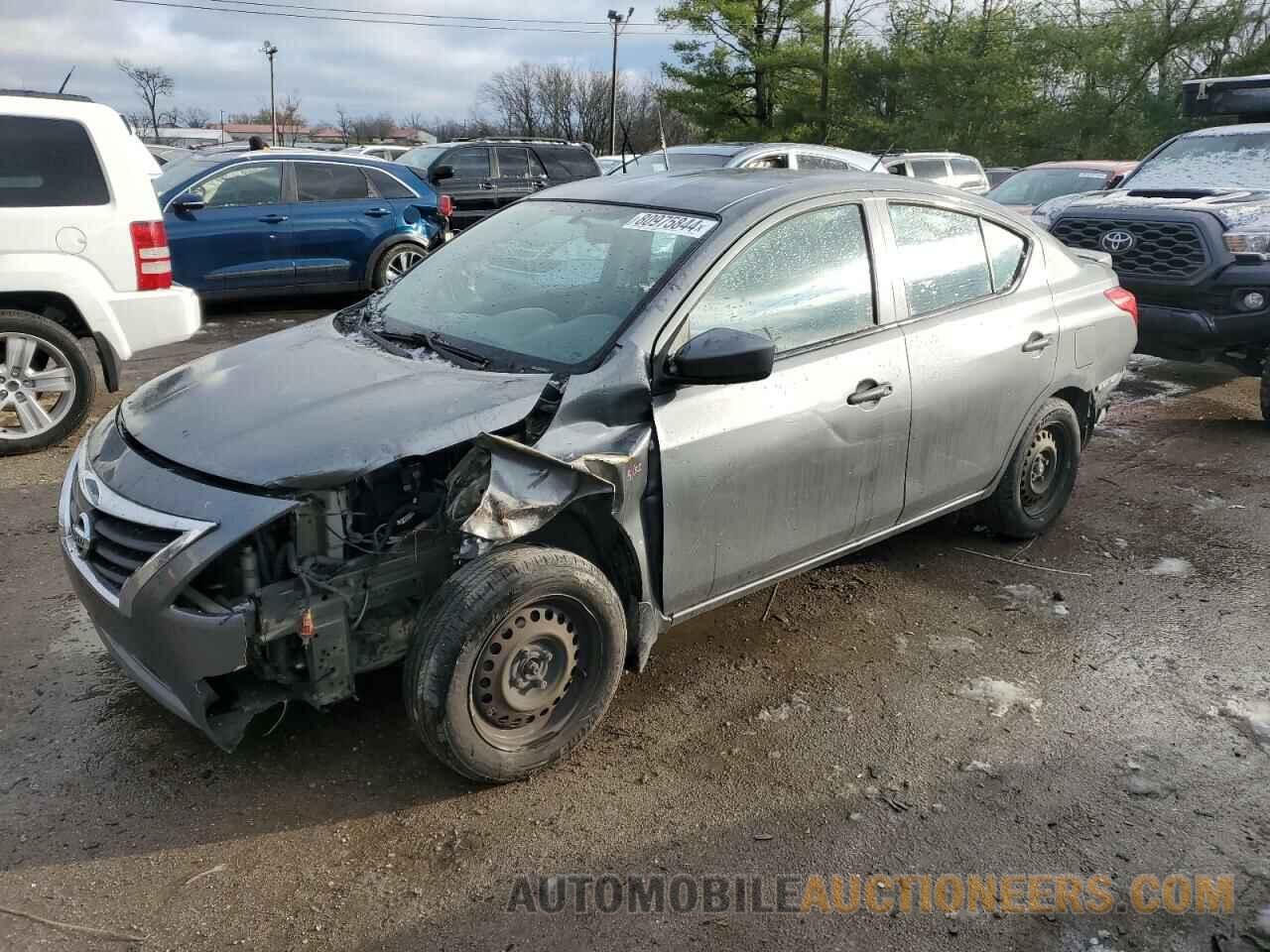 3N1CN7AP2JL818002 NISSAN VERSA 2018