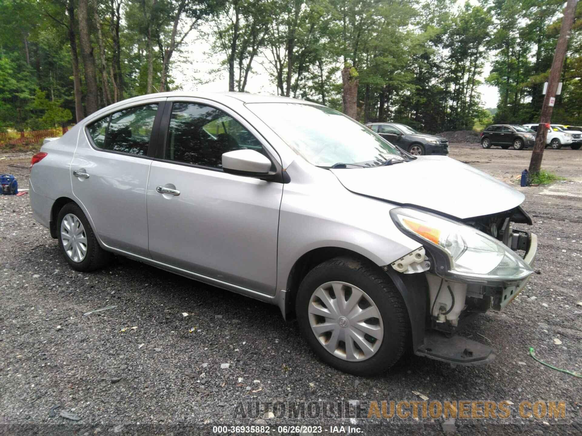 3N1CN7AP2JL831560 NISSAN VERSA SEDAN 2018