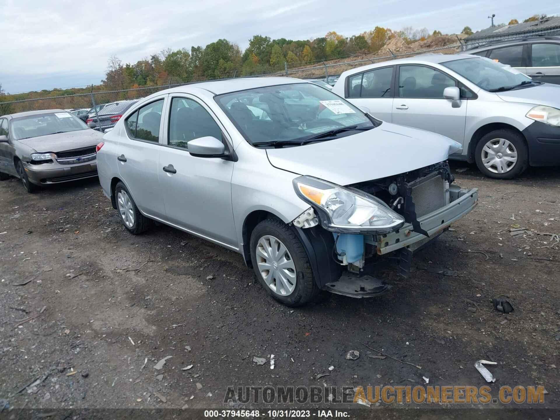 3N1CN7AP2JL851792 NISSAN VERSA 2018