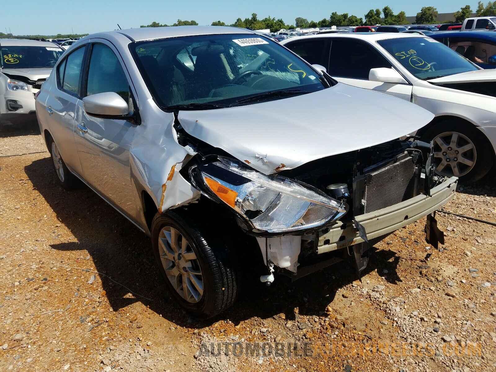 3N1CN7AP2JL878071 NISSAN VERSA 2018