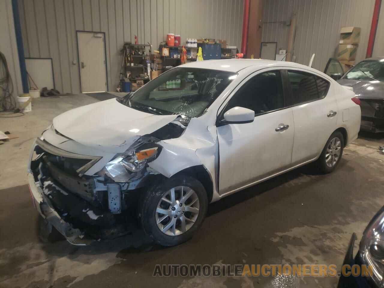 3N1CN7AP2JL879964 NISSAN VERSA 2018