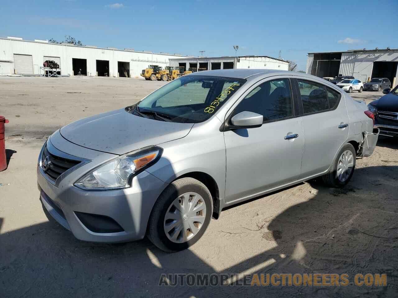 3N1CN7AP2JL883660 NISSAN VERSA 2018