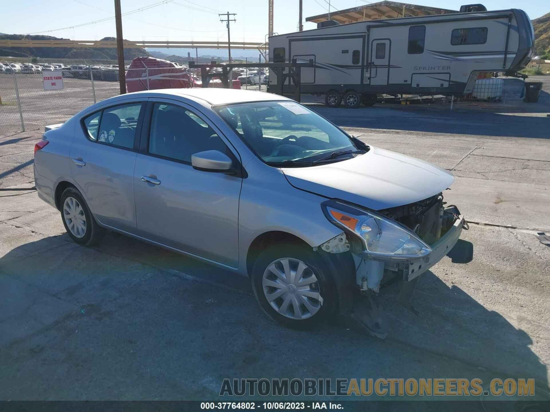 3N1CN7AP2KL801086 NISSAN VERSA 2019