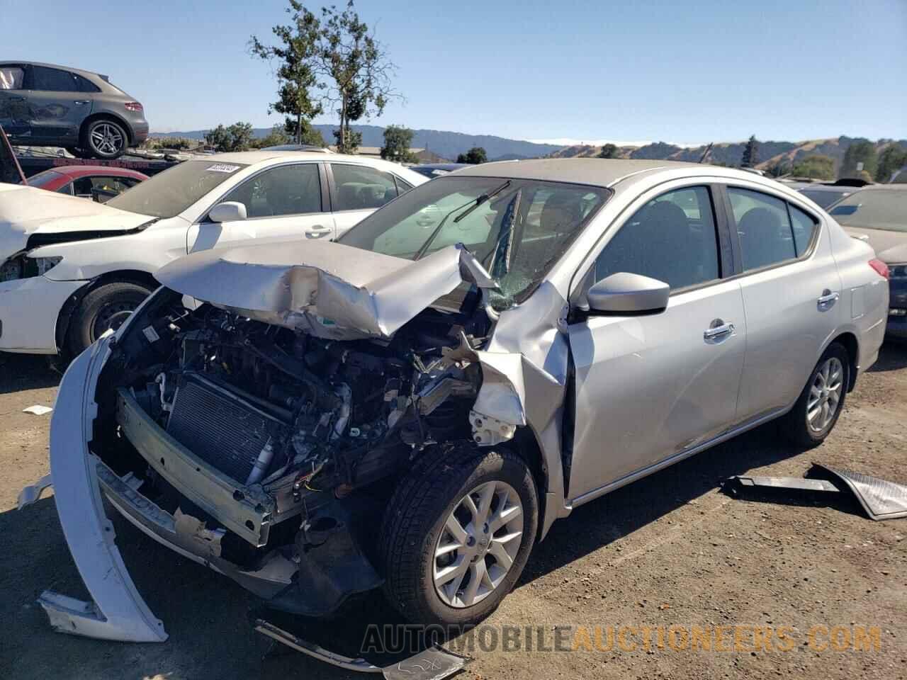 3N1CN7AP2KL808376 NISSAN VERSA 2019