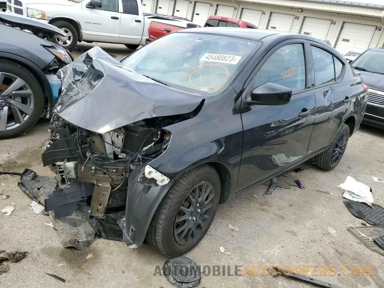 3N1CN7AP2KL821841 NISSAN VERSA 2019