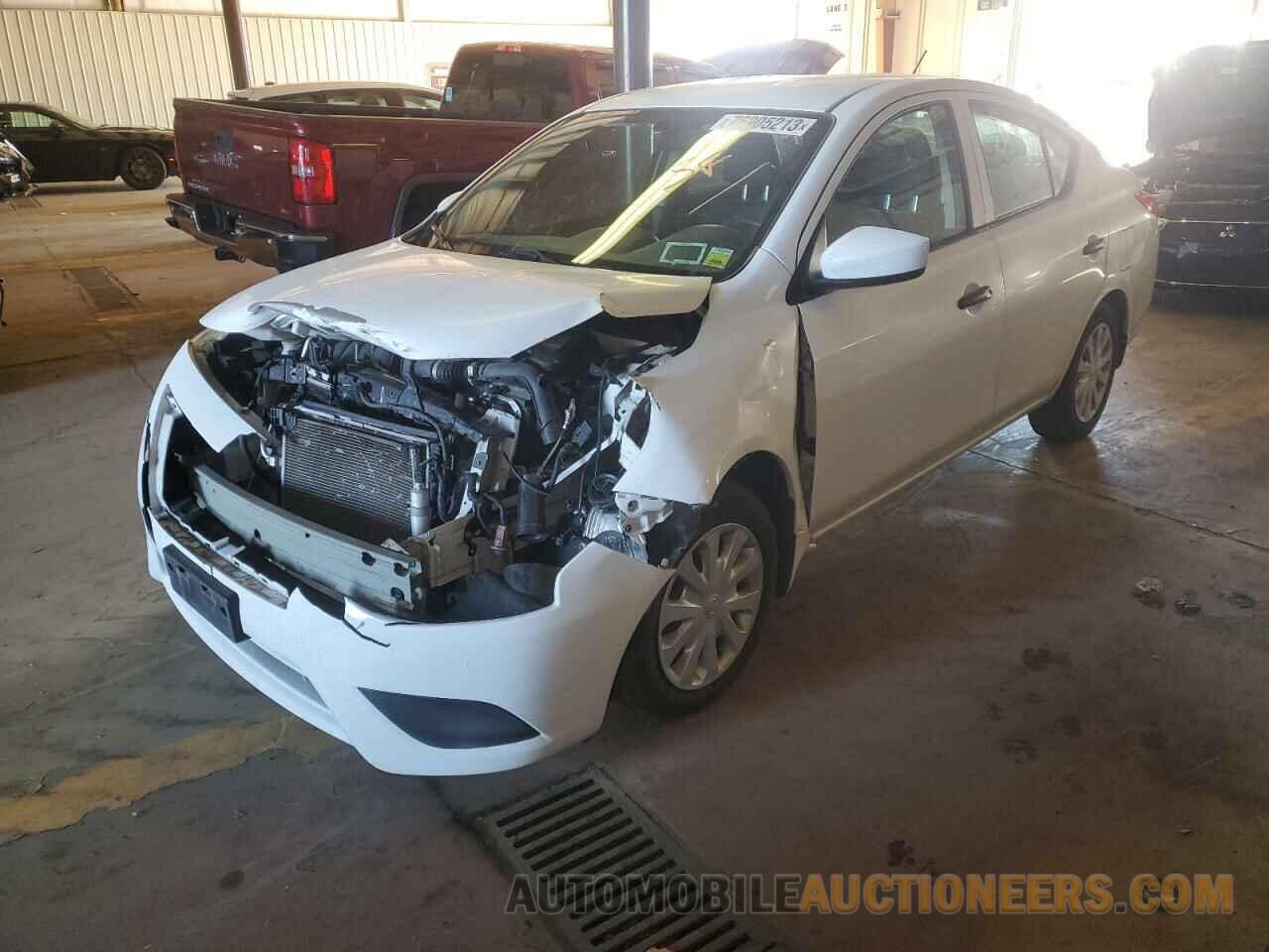 3N1CN7AP2KL829714 NISSAN VERSA 2019