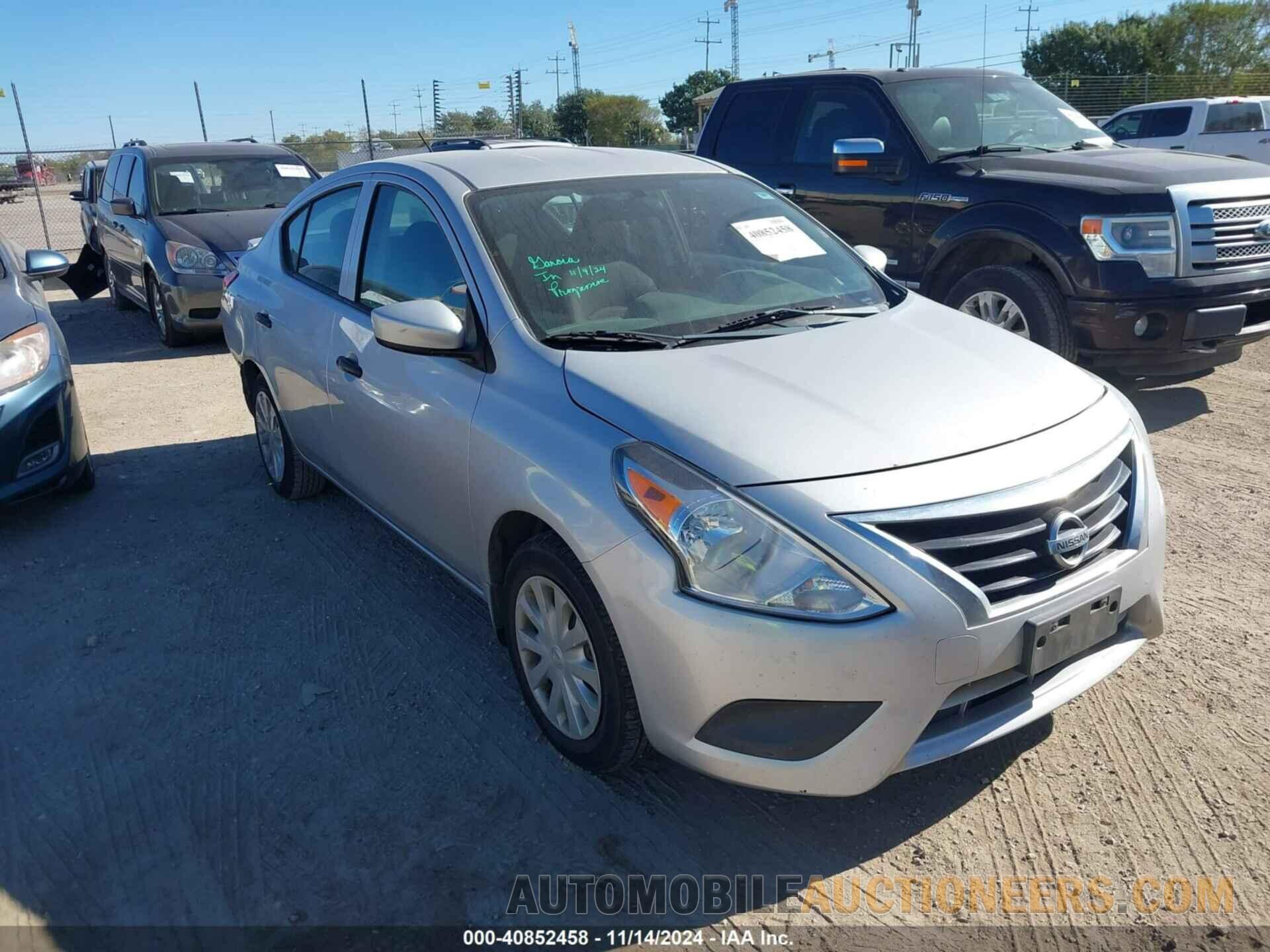 3N1CN7AP2KL830054 NISSAN VERSA 2019