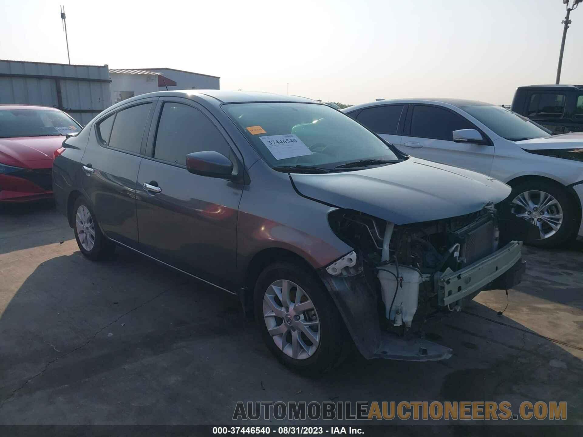 3N1CN7AP2KL831527 NISSAN VERSA SEDAN 2019