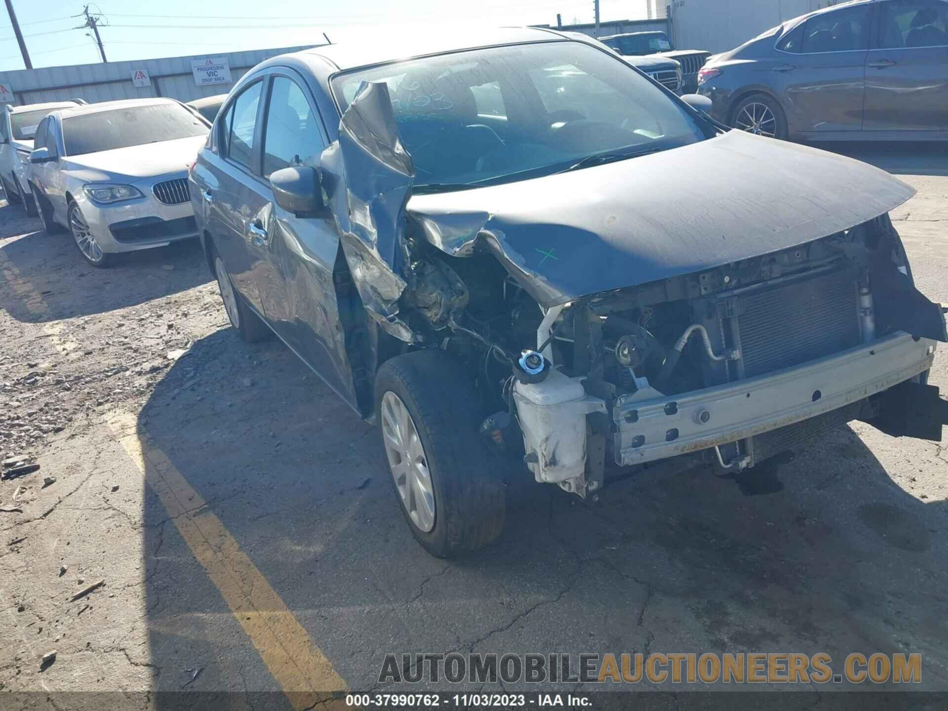 3N1CN7AP2KL832676 NISSAN VERSA 2019