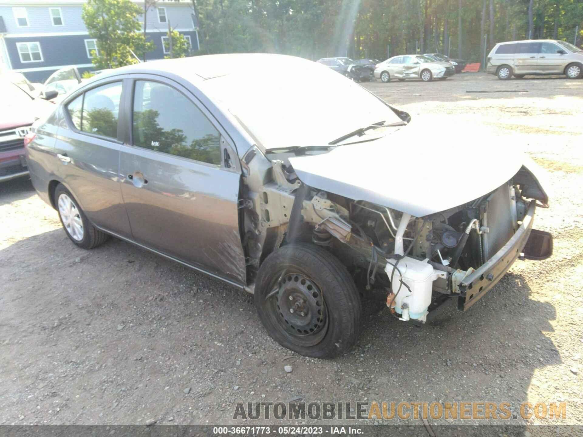 3N1CN7AP2KL839532 NISSAN VERSA SEDAN 2019