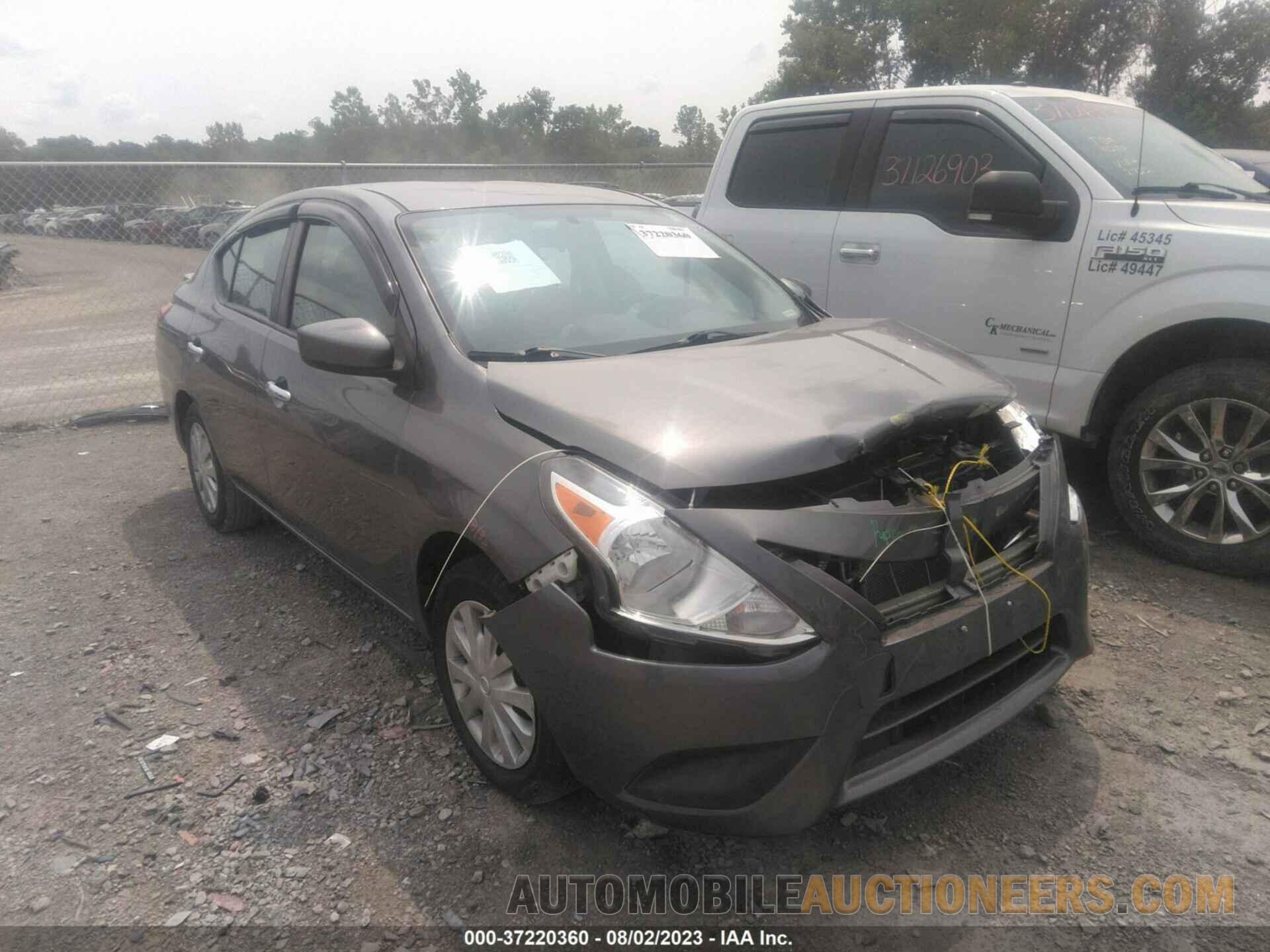 3N1CN7AP2KL851230 NISSAN VERSA SEDAN 2019