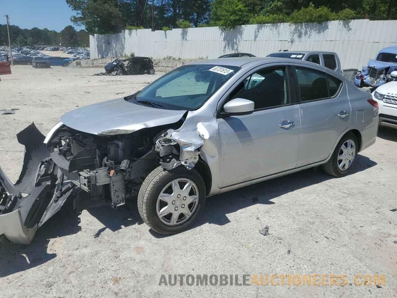 3N1CN7AP2KL852586 NISSAN VERSA 2019