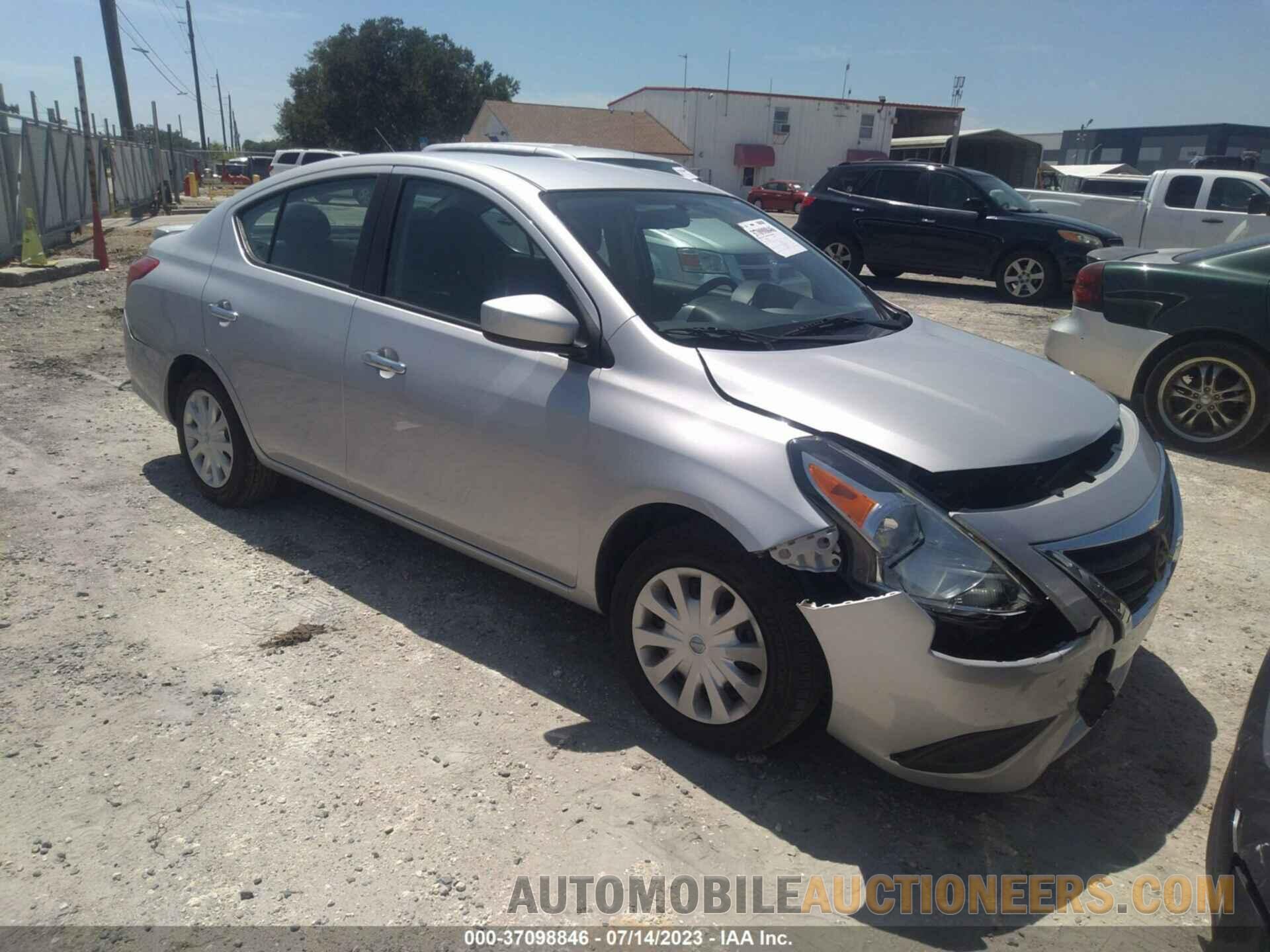 3N1CN7AP2KL852958 NISSAN VERSA SEDAN 2019