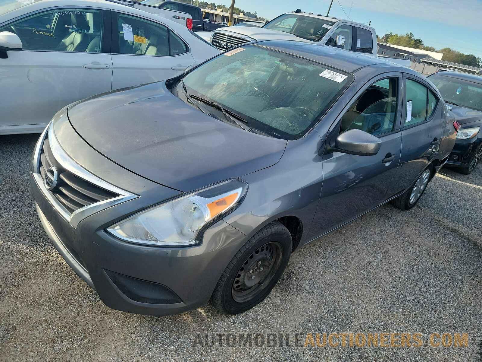 3N1CN7AP2KL870442 Nissan Versa Sedan 2019