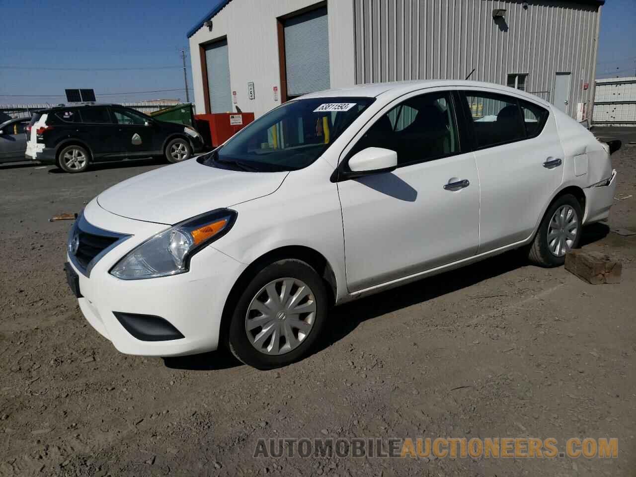 3N1CN7AP2KL879884 NISSAN VERSA 2019