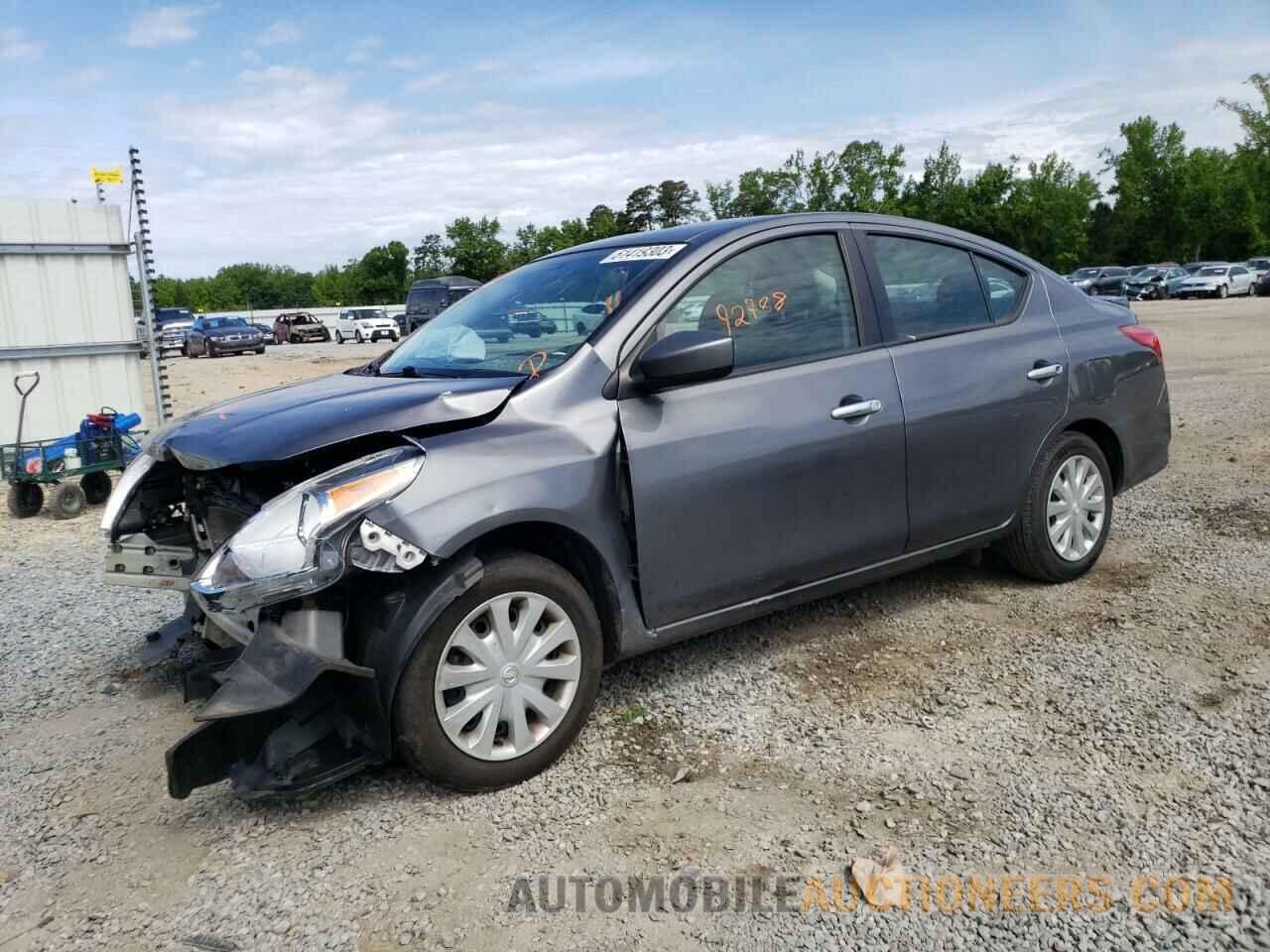 3N1CN7AP2KL880601 NISSAN VERSA 2019