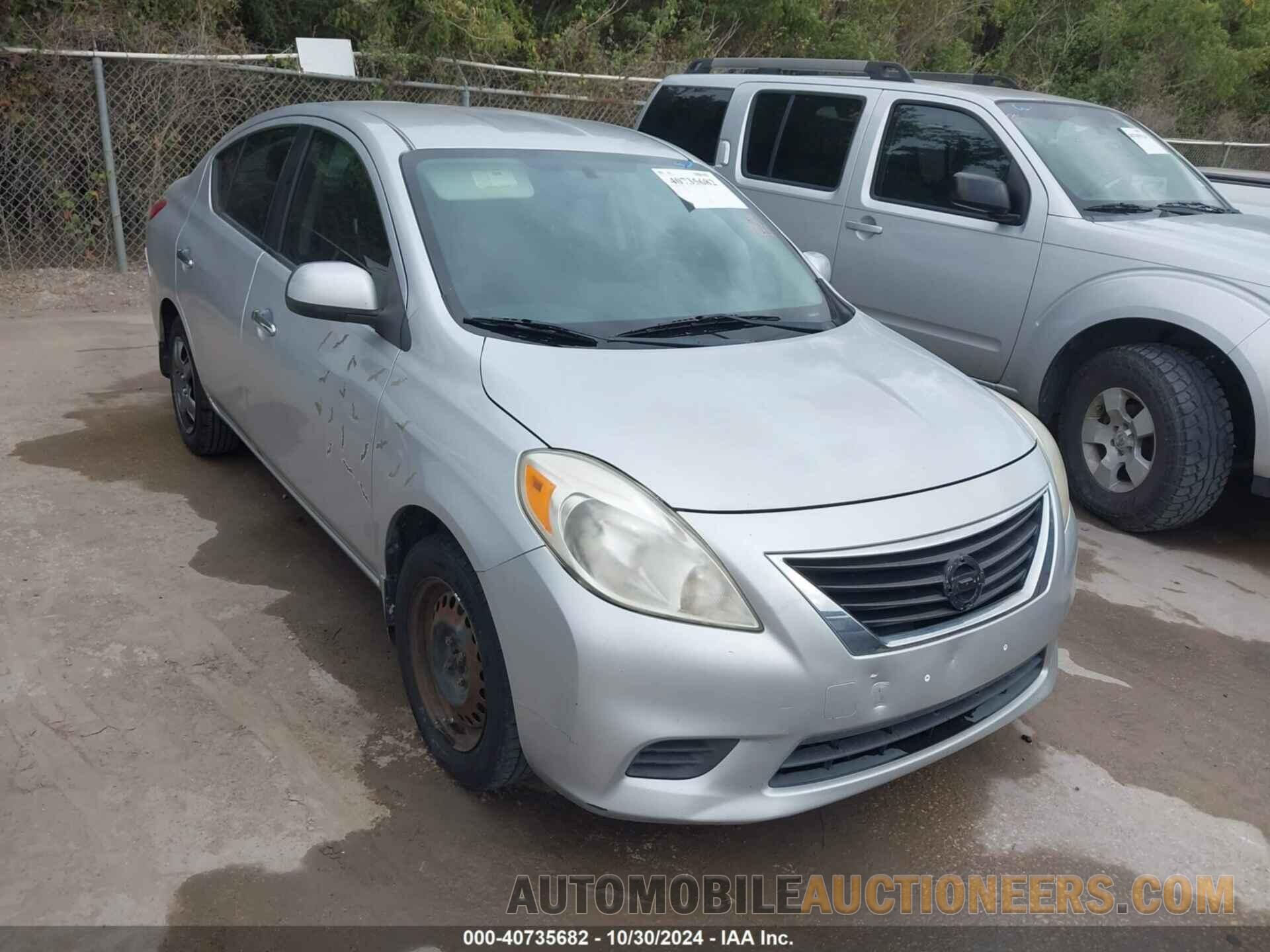 3N1CN7AP3CL867258 NISSAN VERSA 2012