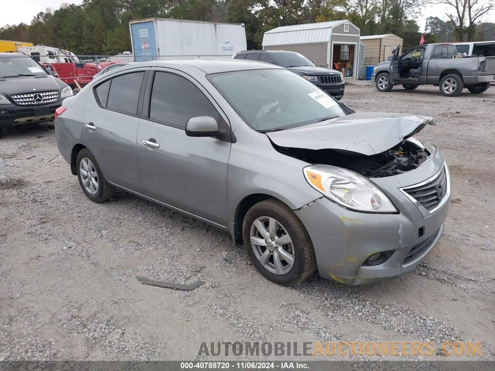 3N1CN7AP3CL876476 NISSAN VERSA 2012