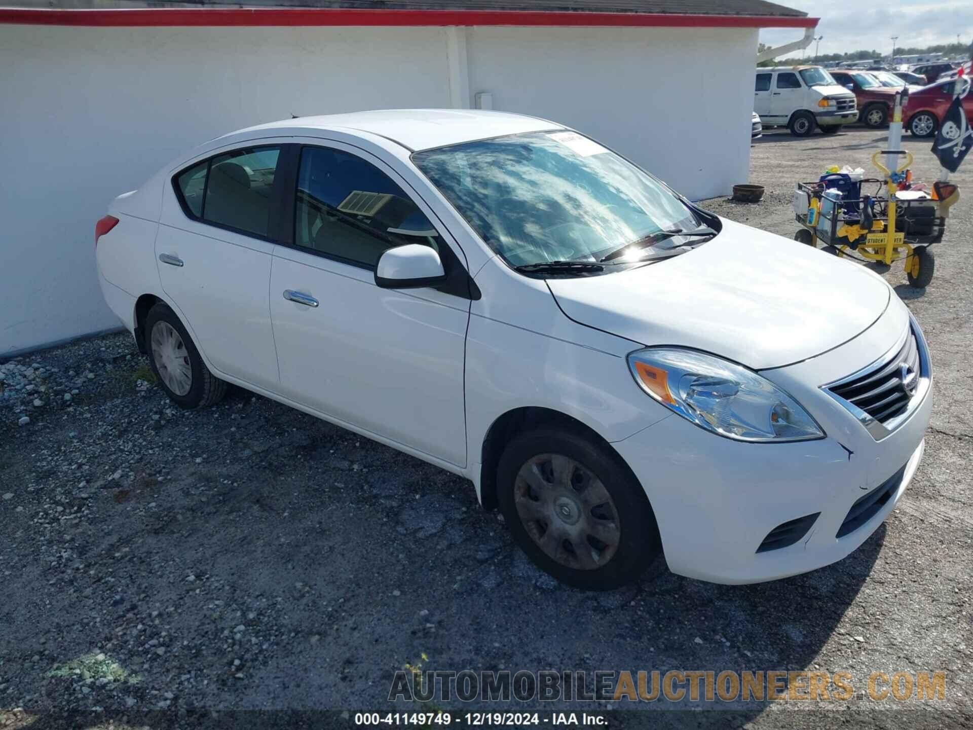 3N1CN7AP3CL924607 NISSAN VERSA 2012