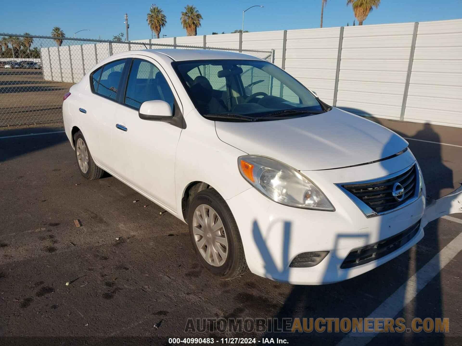 3N1CN7AP3CL926745 NISSAN VERSA 2012