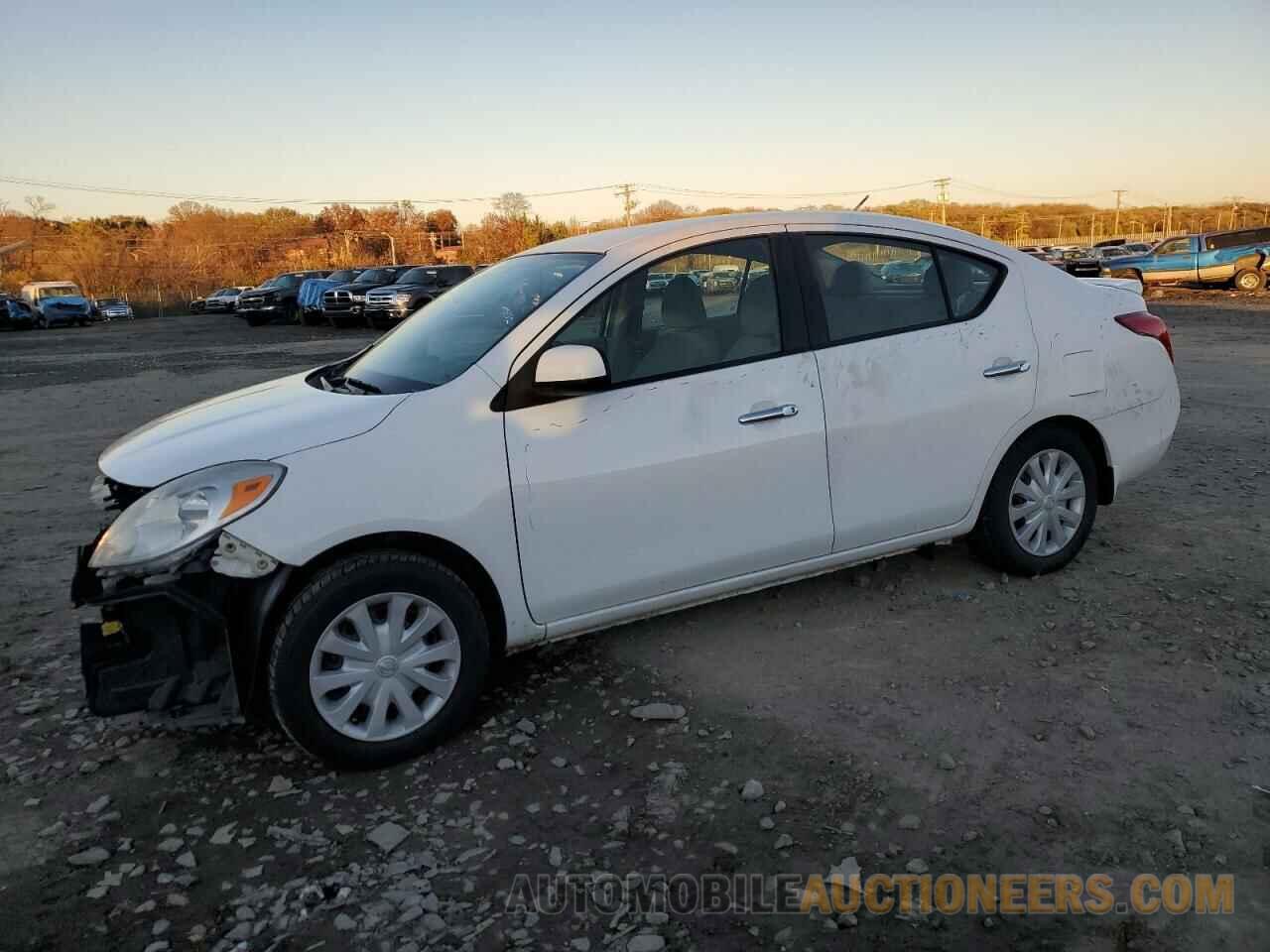 3N1CN7AP3EL810951 NISSAN VERSA 2014