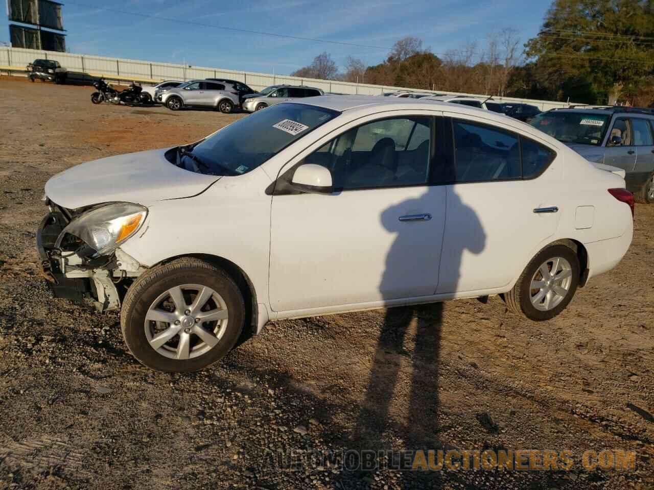 3N1CN7AP3EL818175 NISSAN VERSA 2014