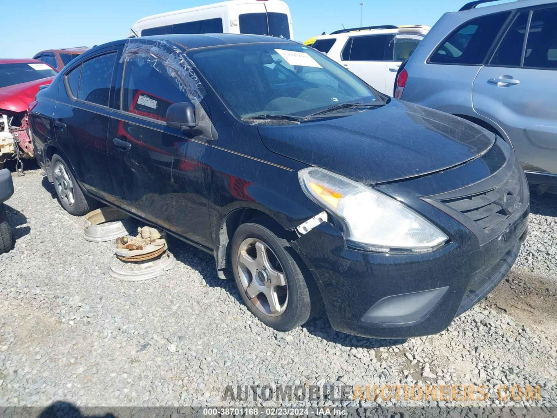 3N1CN7AP3FL852666 NISSAN VERSA 2015