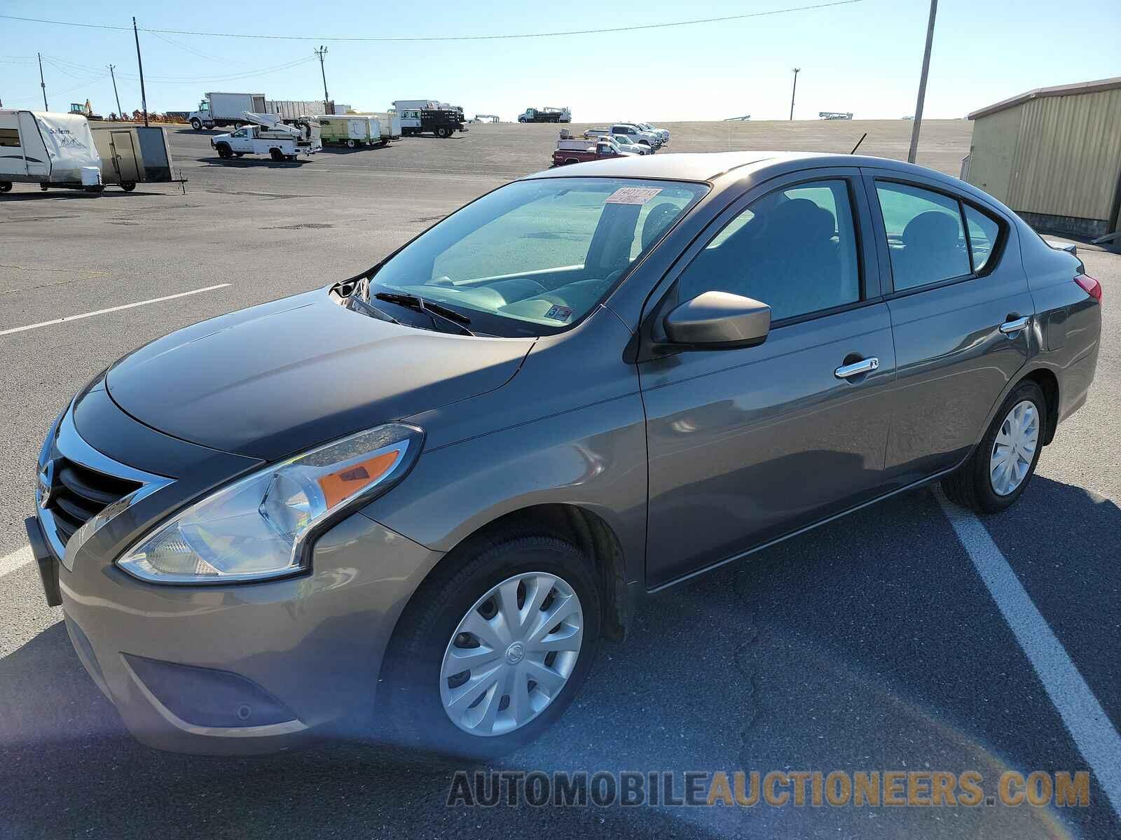 3N1CN7AP3GL893204 Nissan Versa 2016