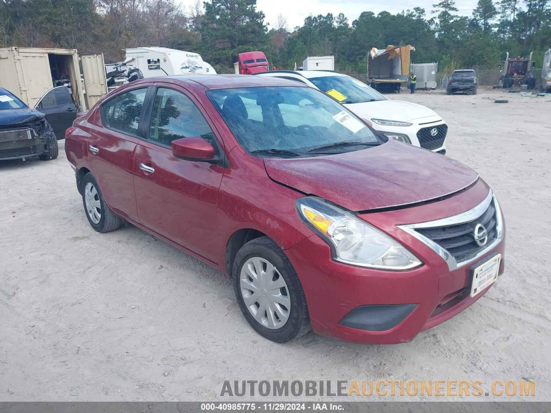 3N1CN7AP3HK427375 NISSAN VERSA 2017