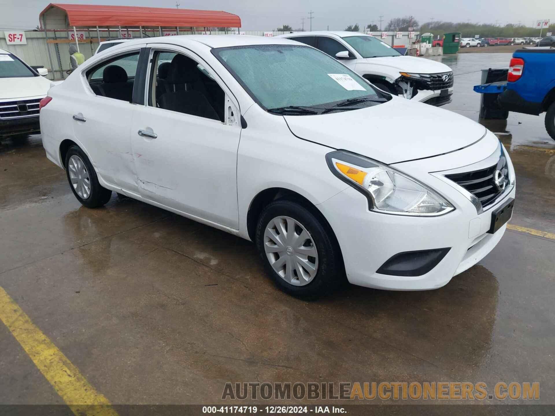 3N1CN7AP3JK400358 NISSAN VERSA 2018