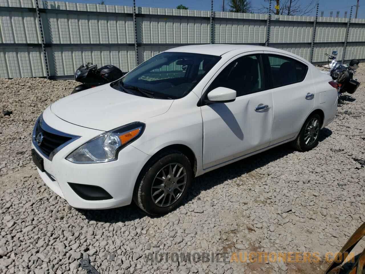 3N1CN7AP3JK408749 NISSAN VERSA 2018