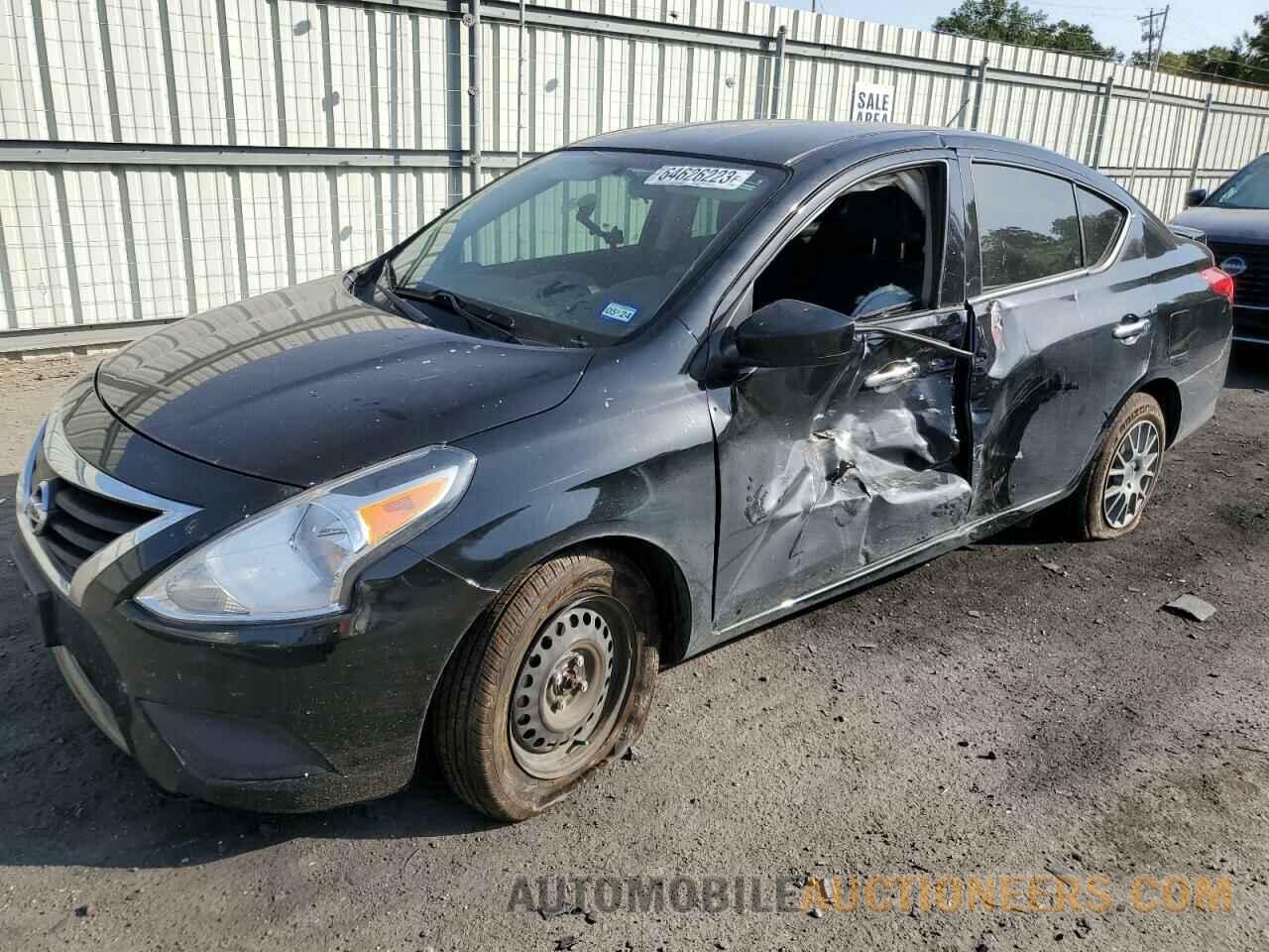 3N1CN7AP3JL812807 NISSAN VERSA 2018