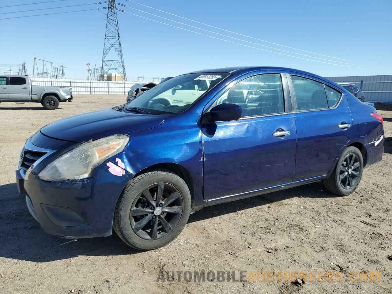 3N1CN7AP3JL814475 NISSAN VERSA 2018