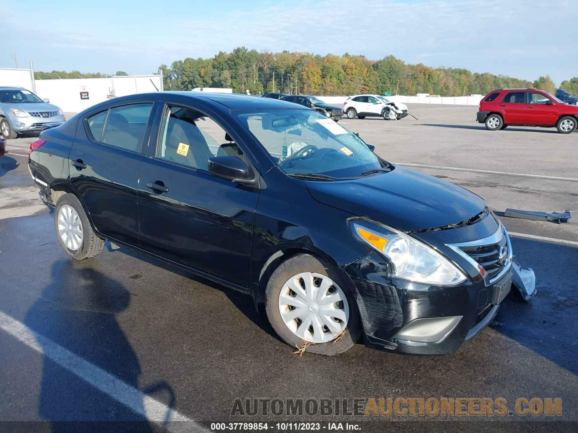 3N1CN7AP3JL820115 NISSAN VERSA SEDAN 2018