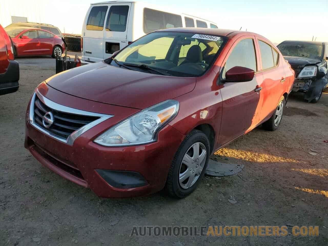 3N1CN7AP3JL820132 NISSAN VERSA 2018