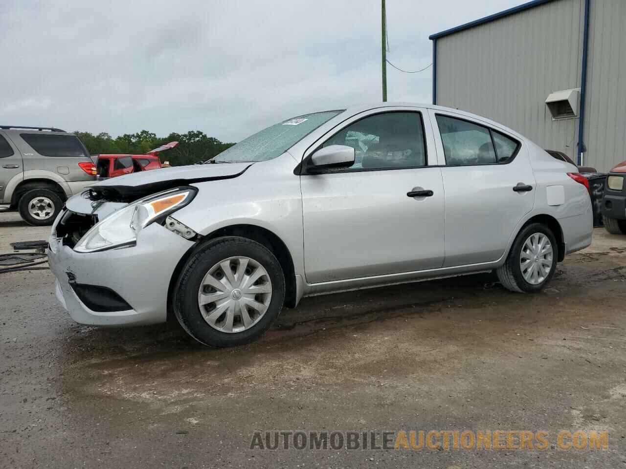 3N1CN7AP3JL841756 NISSAN VERSA 2018