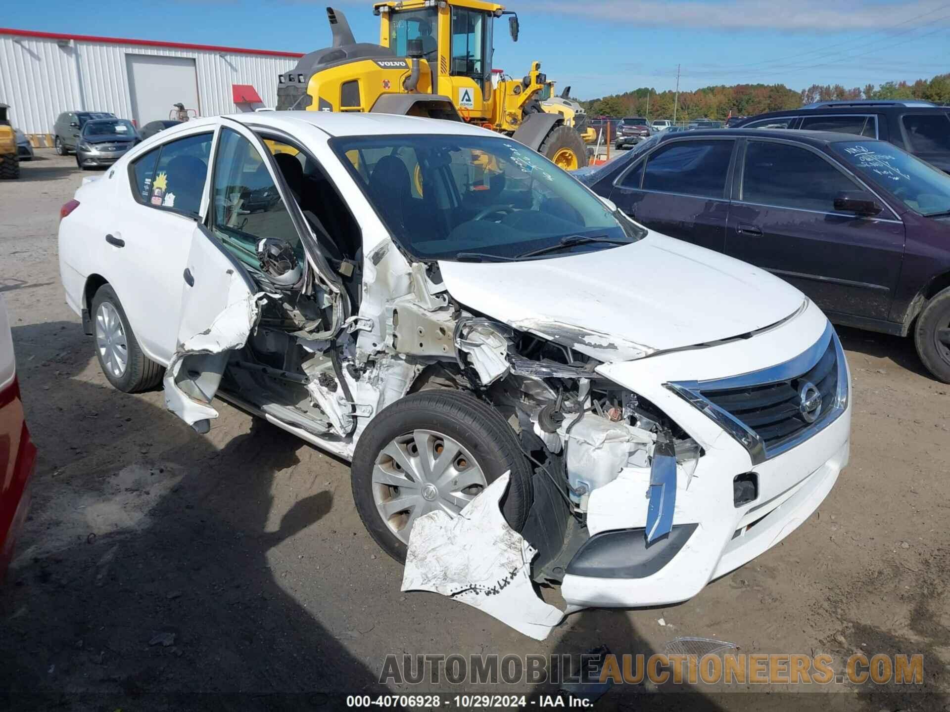 3N1CN7AP3JL858959 NISSAN VERSA 2018