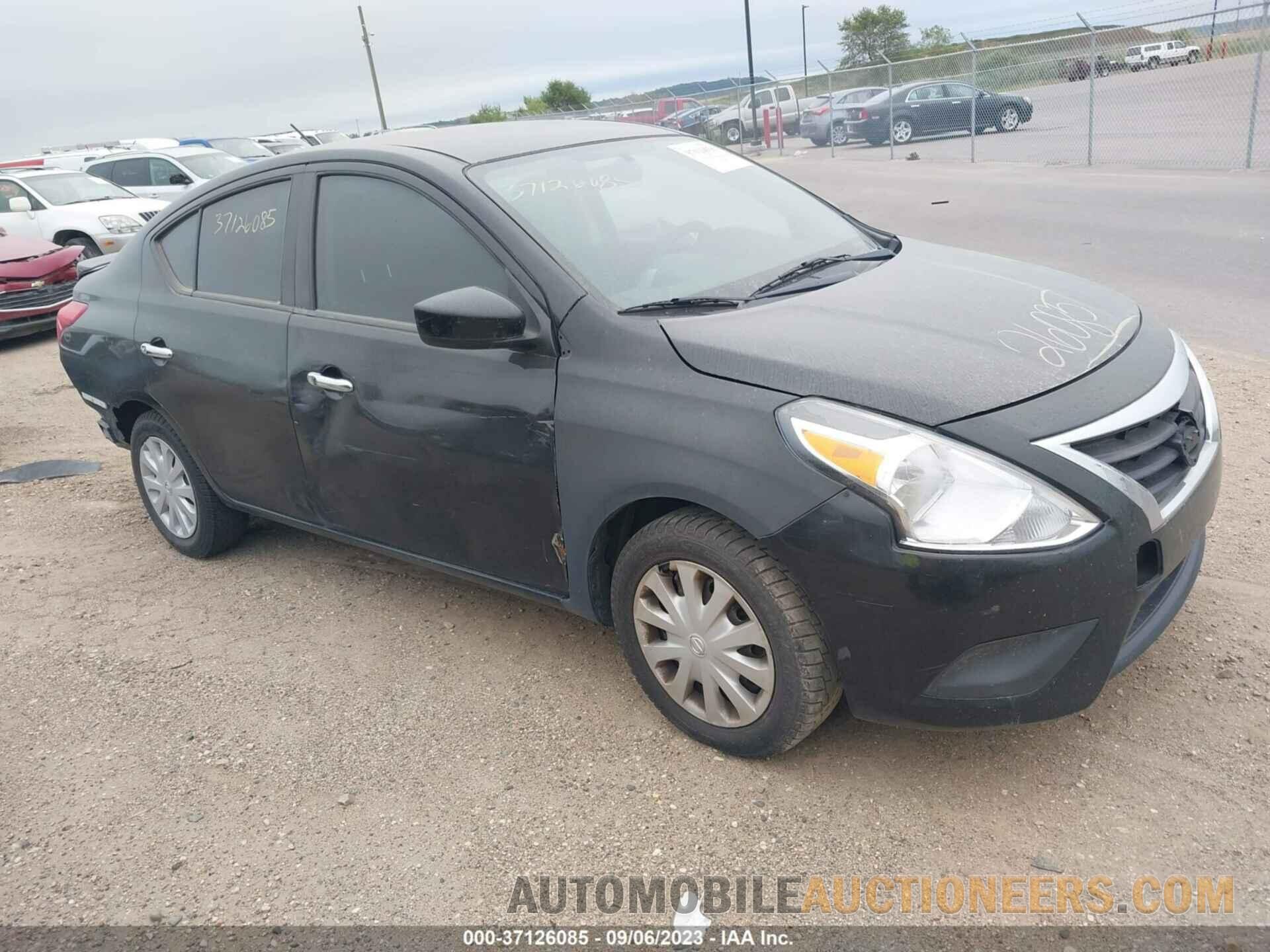 3N1CN7AP3JL862543 NISSAN VERSA SEDAN 2018