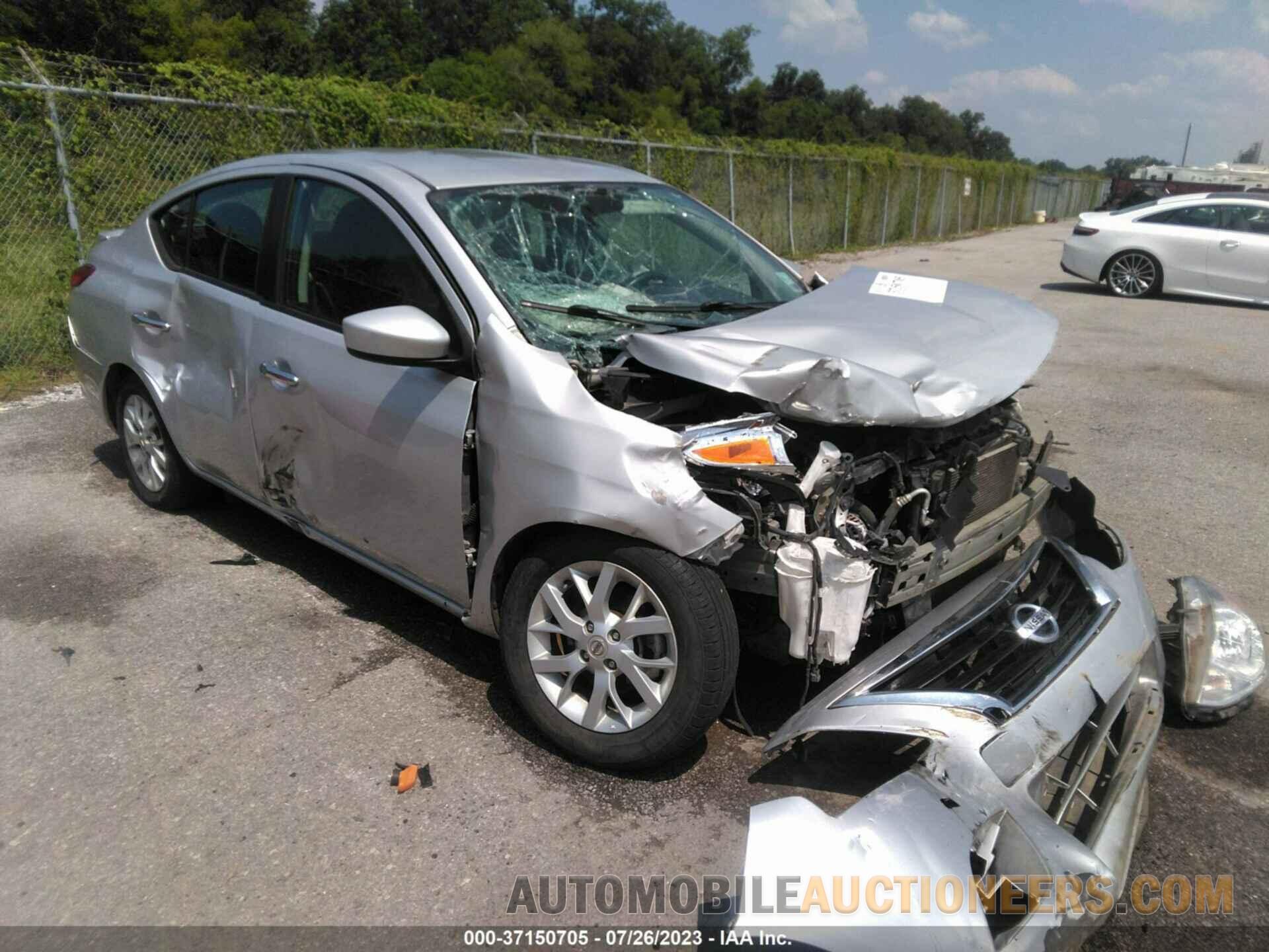 3N1CN7AP3JL864907 NISSAN VERSA SEDAN 2018