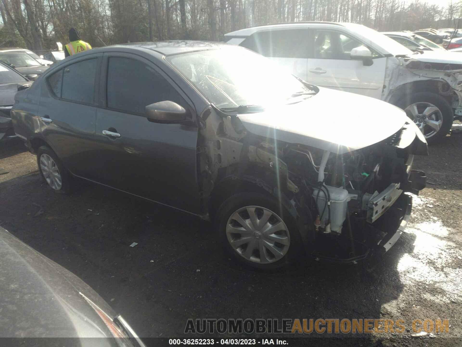 3N1CN7AP3JL868357 NISSAN VERSA SEDAN 2018