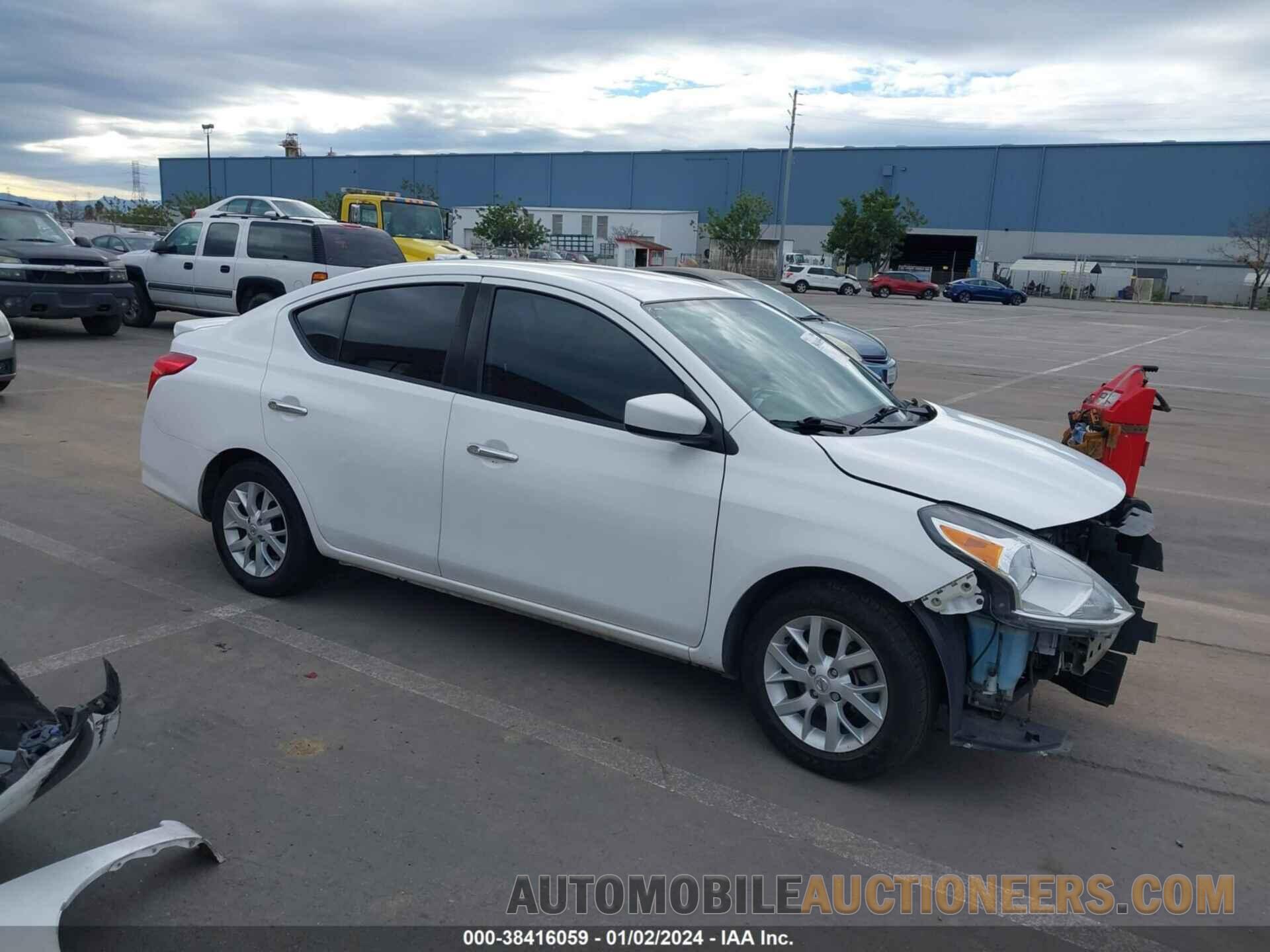 3N1CN7AP3JL872165 NISSAN VERSA 2018