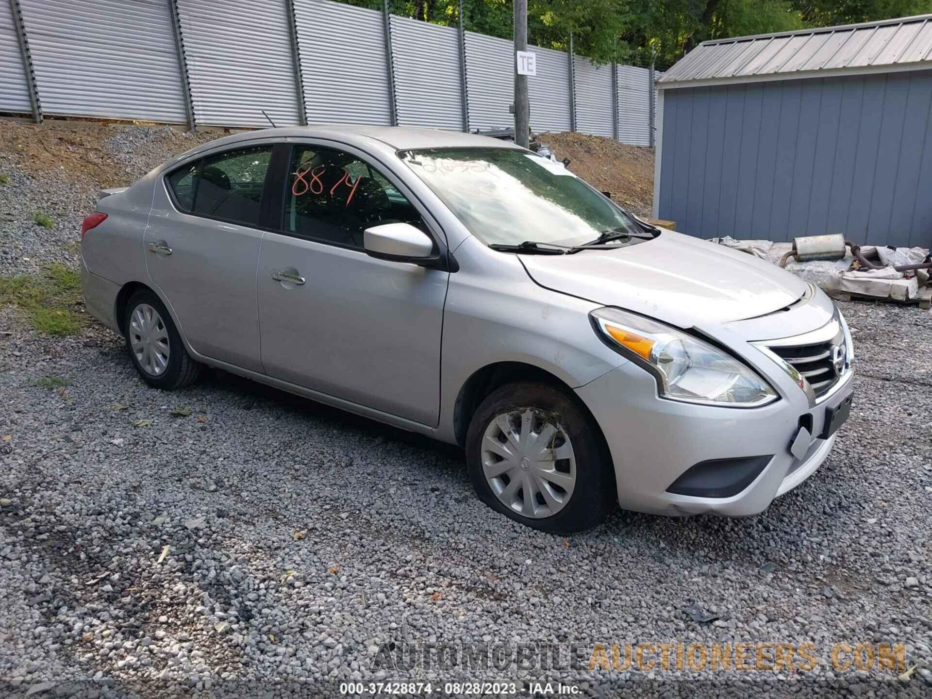 3N1CN7AP3JL882632 NISSAN VERSA 2018