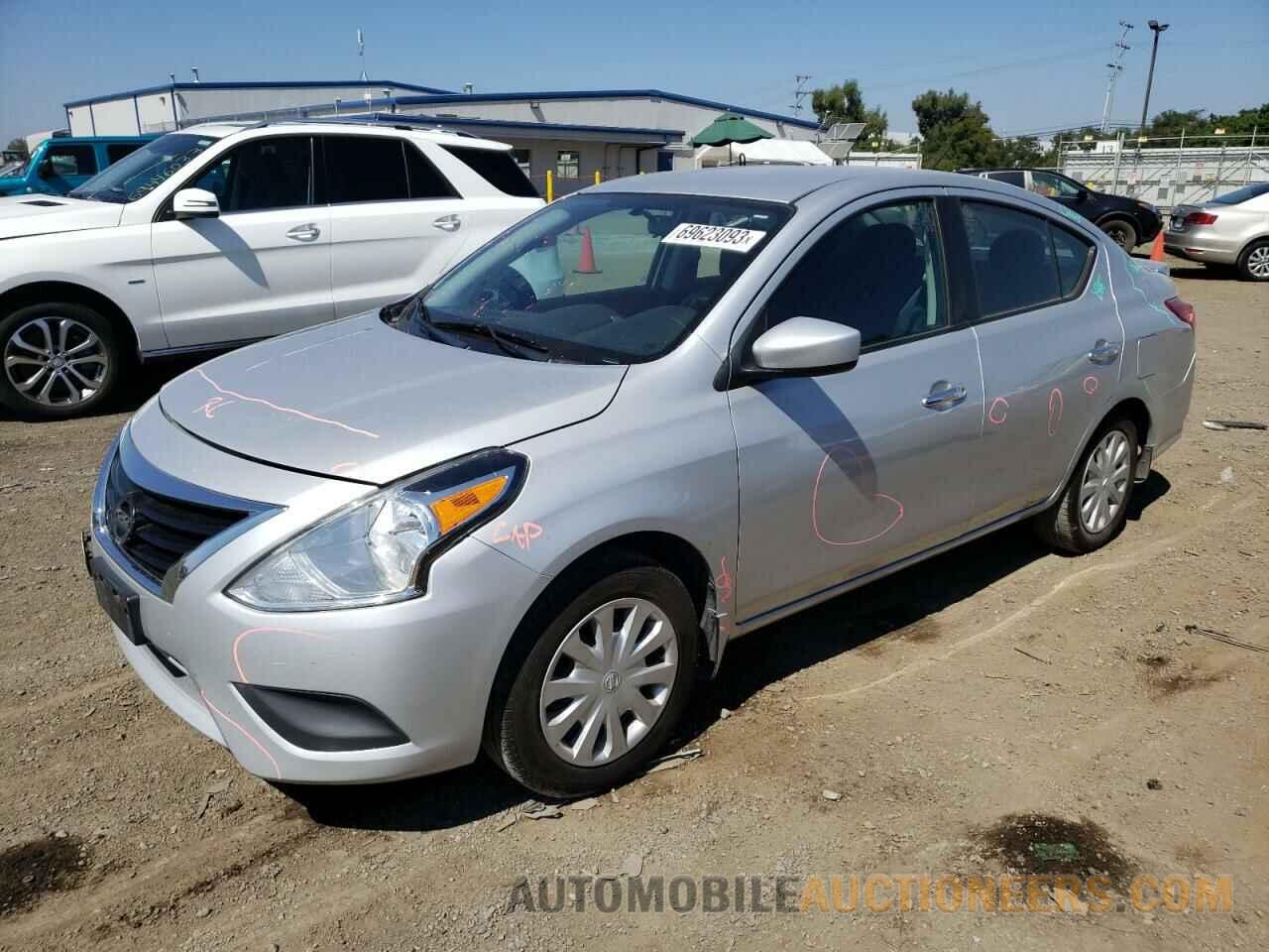 3N1CN7AP3JL884235 NISSAN VERSA 2018