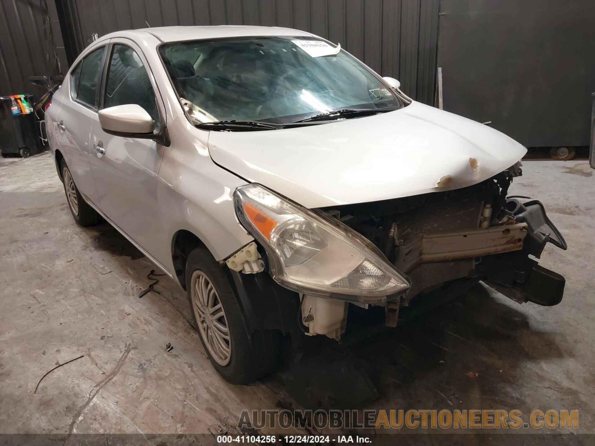 3N1CN7AP3JL884848 NISSAN VERSA 2018