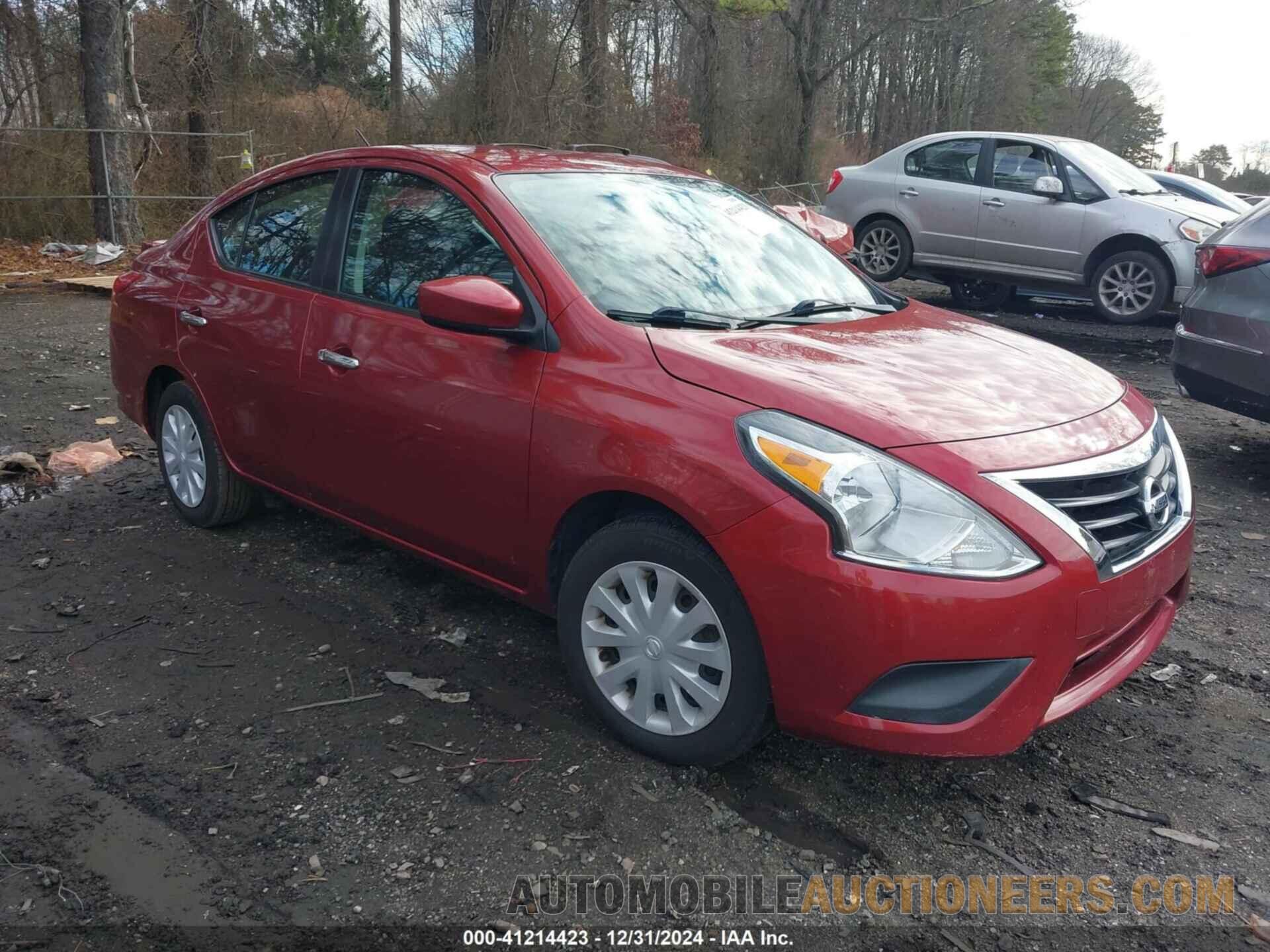 3N1CN7AP3JL885403 NISSAN VERSA 2018