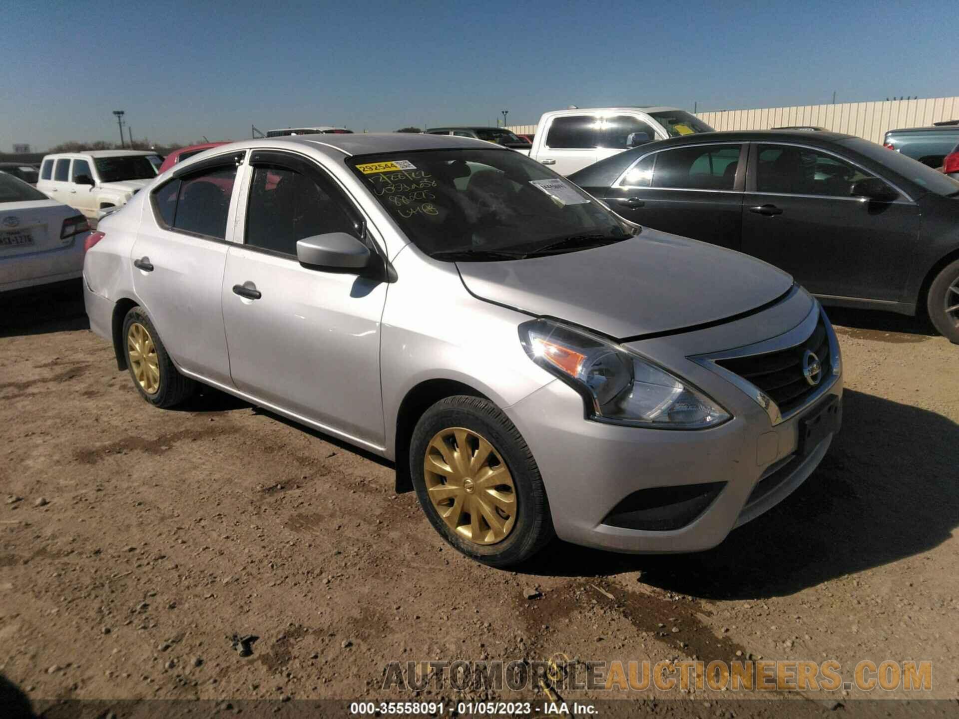 3N1CN7AP3JL886275 NISSAN VERSA SEDAN 2018