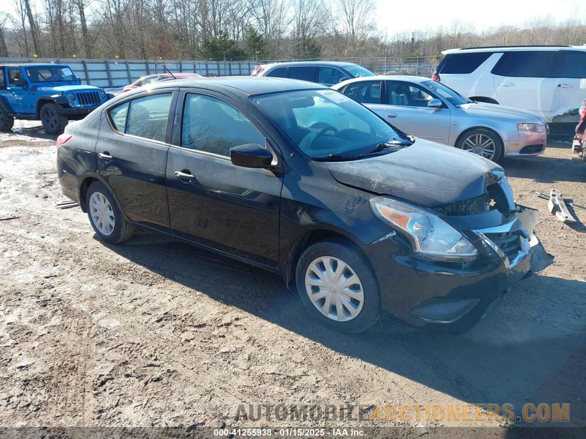 3N1CN7AP3JL887958 NISSAN VERSA 2018