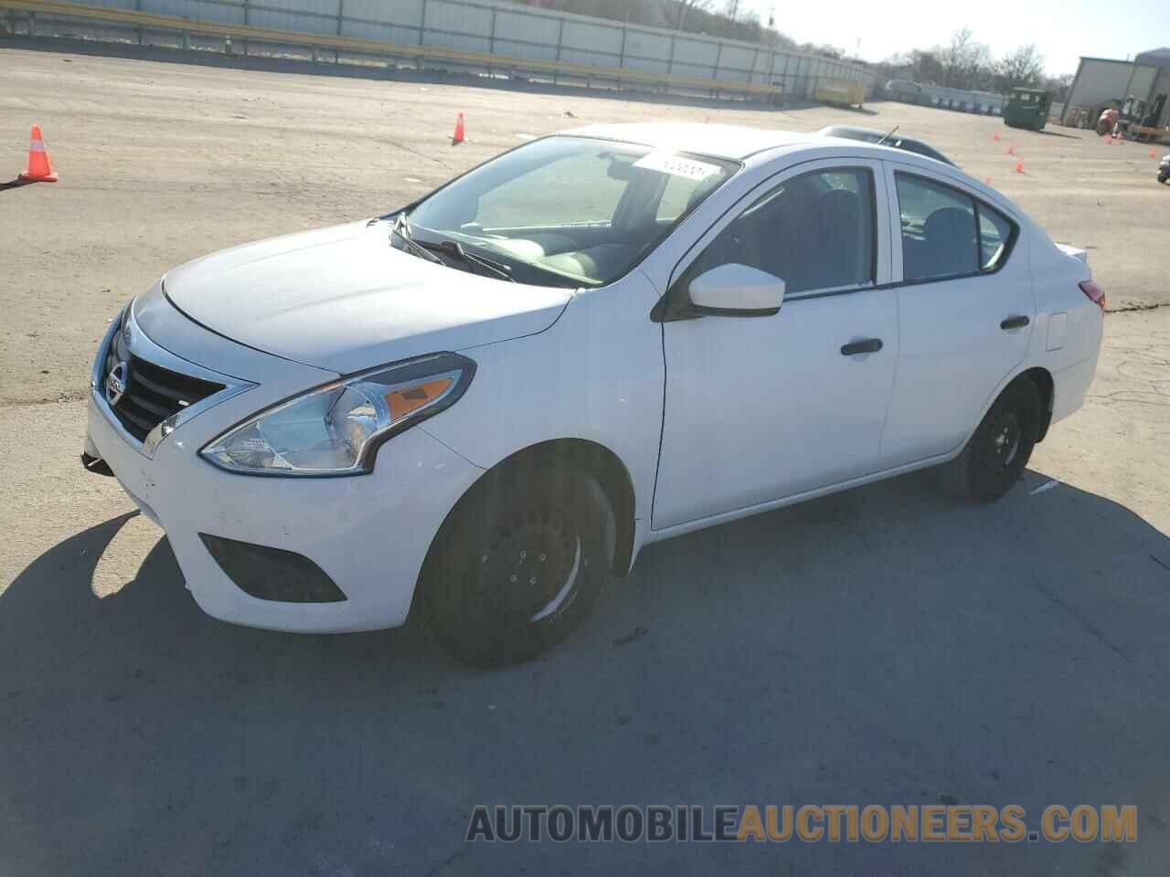 3N1CN7AP3KL803414 NISSAN VERSA 2019