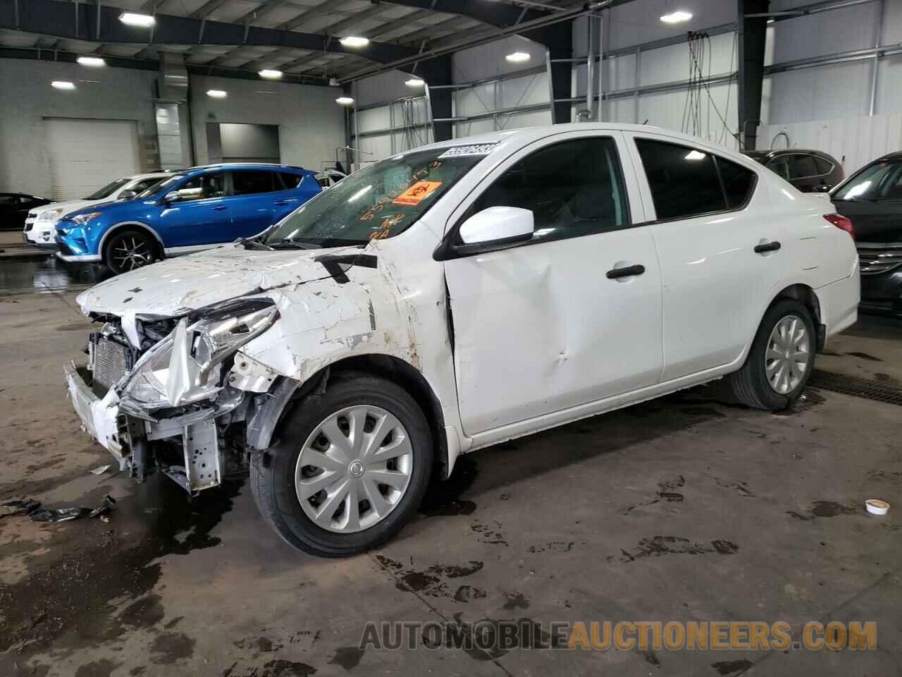 3N1CN7AP3KL806572 NISSAN VERSA 2019